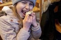 22. März: Aus dem Rest des Brotteigs von gestern haben wir Brötchen gebacken. (Foto: Chiara Röhrs)