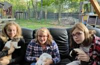 23. Oktober: Emilia, Sina und Sandy mit ihren Tieren. (Foto: Franzi Owetzki)