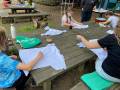 19. August: Heute wurden T-Shirts gebatikt. (Foto: Fabian Wilke)