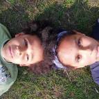 9. Mai: Fotoshooting mit den Geschwistern Noah und Sadia. (Foto: July Krause)