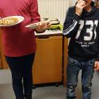 4. Januar: Mmhh, lecker sind die Crepes geworden! (Foto: Hellas Adlung)
