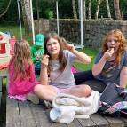 3. Juli: Wir lassen uns den mitgebrachten Geburtstagskuchen schmecken. (Foto: Hellas Adlung)